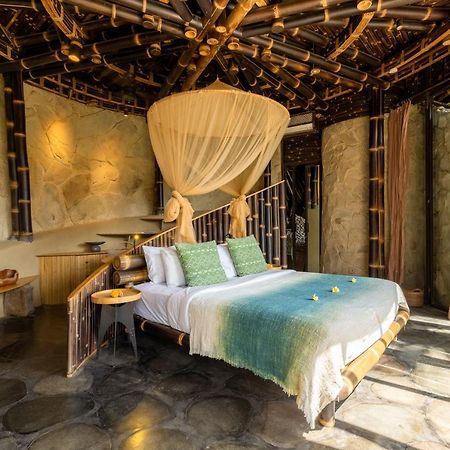 Eclipse House 4Bds Eco Bamboo House Pool Riverview Bringkit Экстерьер фото