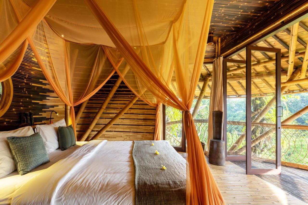 Eclipse House 4Bds Eco Bamboo House Pool Riverview Bringkit Экстерьер фото